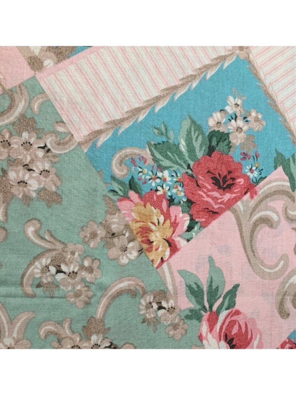 Daisy Kingdom Pattys Attic Patchwork Floral Cotton Fabric 1/2 yard x 42" 1997